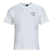 T-shirt Korte Mouw New Balance MT33582-WT