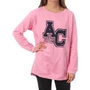 Sweater American College -