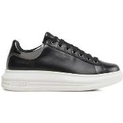 Sneakers Guess VIBO