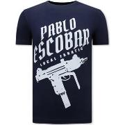 T-shirt Korte Mouw Local Fanatic Pablo Escobar Uzi Print