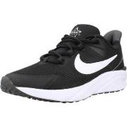 Sneakers Nike STAR RUNNER 4