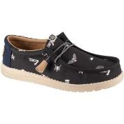 Lage Sneakers HEYDUDE Wally Stars N Skulls Print