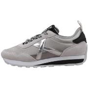 Lage Sneakers Munich UM WOMAN