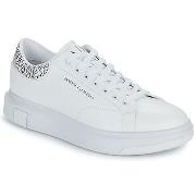 Lage Sneakers Armani Exchange XUX123