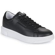 Lage Sneakers Armani Exchange XV534-XUX123