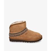 Enkellaarzen UGG CLASSIC MINI CRESCENT