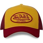 Pet Von Dutch -