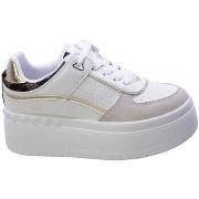 Lage Sneakers Guess 92888