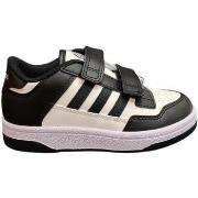 Sneakers adidas rapid court