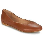 Ballerina's Casual Attitude TOBALO