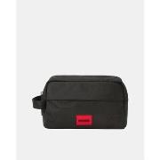 Tas BOSS 50549012 ETHON 3 0 WASHBAG