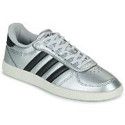 Lage Sneakers adidas BREAKNET SLEEK