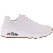Lage Sneakers Skechers Unostand