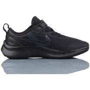Lage Sneakers Nike Star Runner 3 Psv