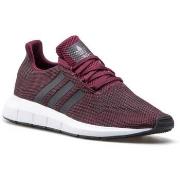 Lage Sneakers adidas Swift Run