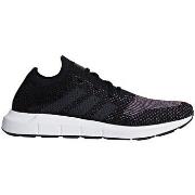 Lage Sneakers adidas Swift Run Primeknit