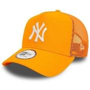 Pet New-Era League Essential Trucker