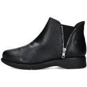 Enkellaarzen Frau 53L2