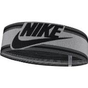 Pet Nike 93181257025147