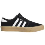 Lage Sneakers adidas Chaussures basses Seeley XT en cuir noir