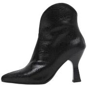 Enkellaarzen Sandra Fontan RAIZ