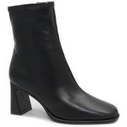 Enkellaarzen Steve Madden STE-I25-ODESA-BL
