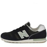 Lage Sneakers New Balance WL373XB2