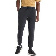 Harembroek New Balance MP43904BK