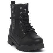 Enkellaarzen Mustang 15M004200300