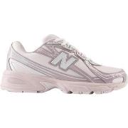 Lage Sneakers New Balance 740 Pink (GS)