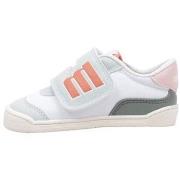 Lage Sneakers MTNG 48934