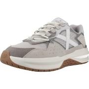 Lage Sneakers Munich NEXA 18