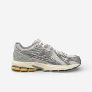Lage Sneakers New Balance 1906R Grey (GS)