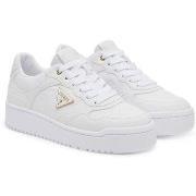 Lage Sneakers Guess FLJMI6 FAL12 MIRAM6-WHITE