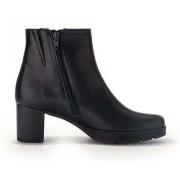 Enkellaarzen Gabor 32.072.57