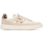 Lage Sneakers Xti 14520703