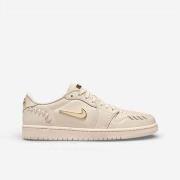 Lage Sneakers Nike Jordan 1 Low Method of Make Sail Metallic Gold (Wom...