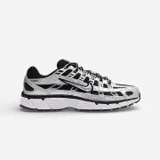 Lage Sneakers Nike P-6000 Metallic Silver Black White (Women's)