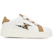 Lage Sneakers Vanessa Wu Maggie Originals