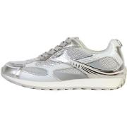 Lage Sneakers Xti 274853