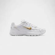 Lage Sneakers Nike P-6000 White Metallic Gold (GS)