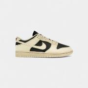 Lage Sneakers Nike Dunk Low Next Nature Coconut Milk Black (Women's)