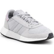 Baskets basses adidas Marathon Tech