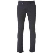 Pantalon C-Clique UB192