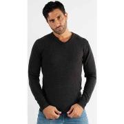 Pull Hollyghost Pull col V noir vintage en touch cashemere unicolore