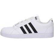 Baskets basses enfant adidas AW4299