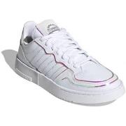 Baskets basses adidas Supercourt W