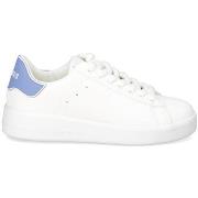 Baskets Guess Sneaker Donna