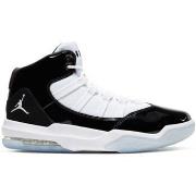 Chaussures Nike Air Jordan Max Aura