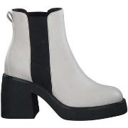 Bottines S.Oliver white casual closed booties